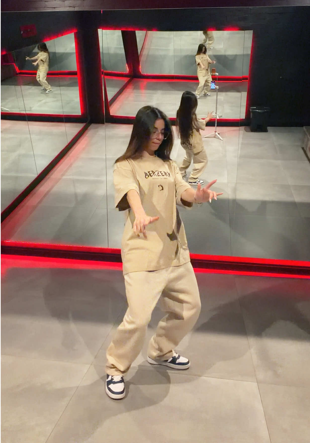 @Cindy&clubs;️
