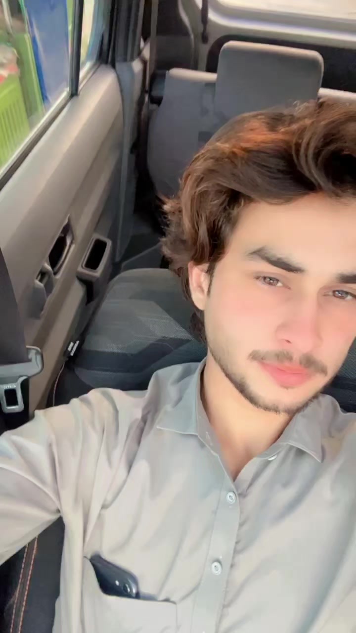@𖤍 عــمــر