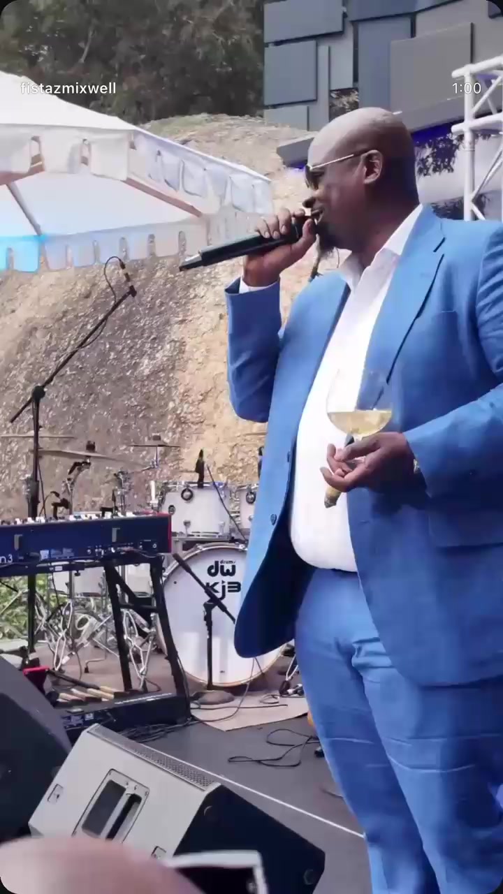 @Mavee for the president