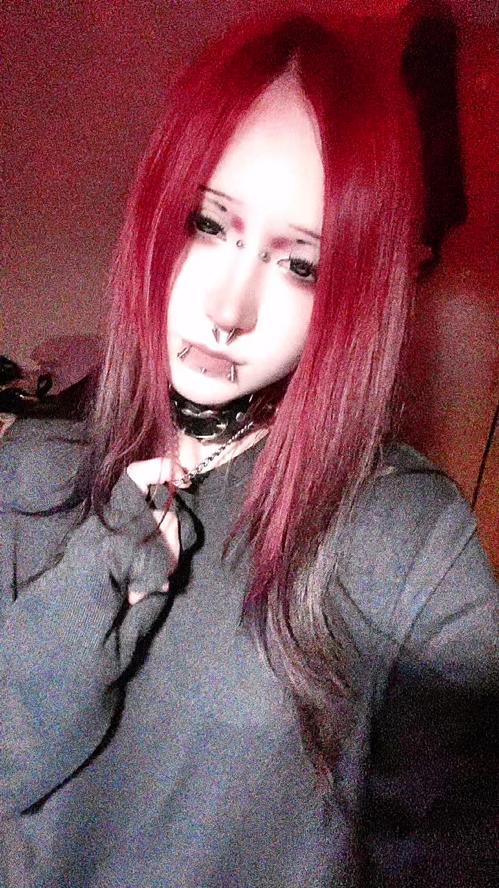 @мила