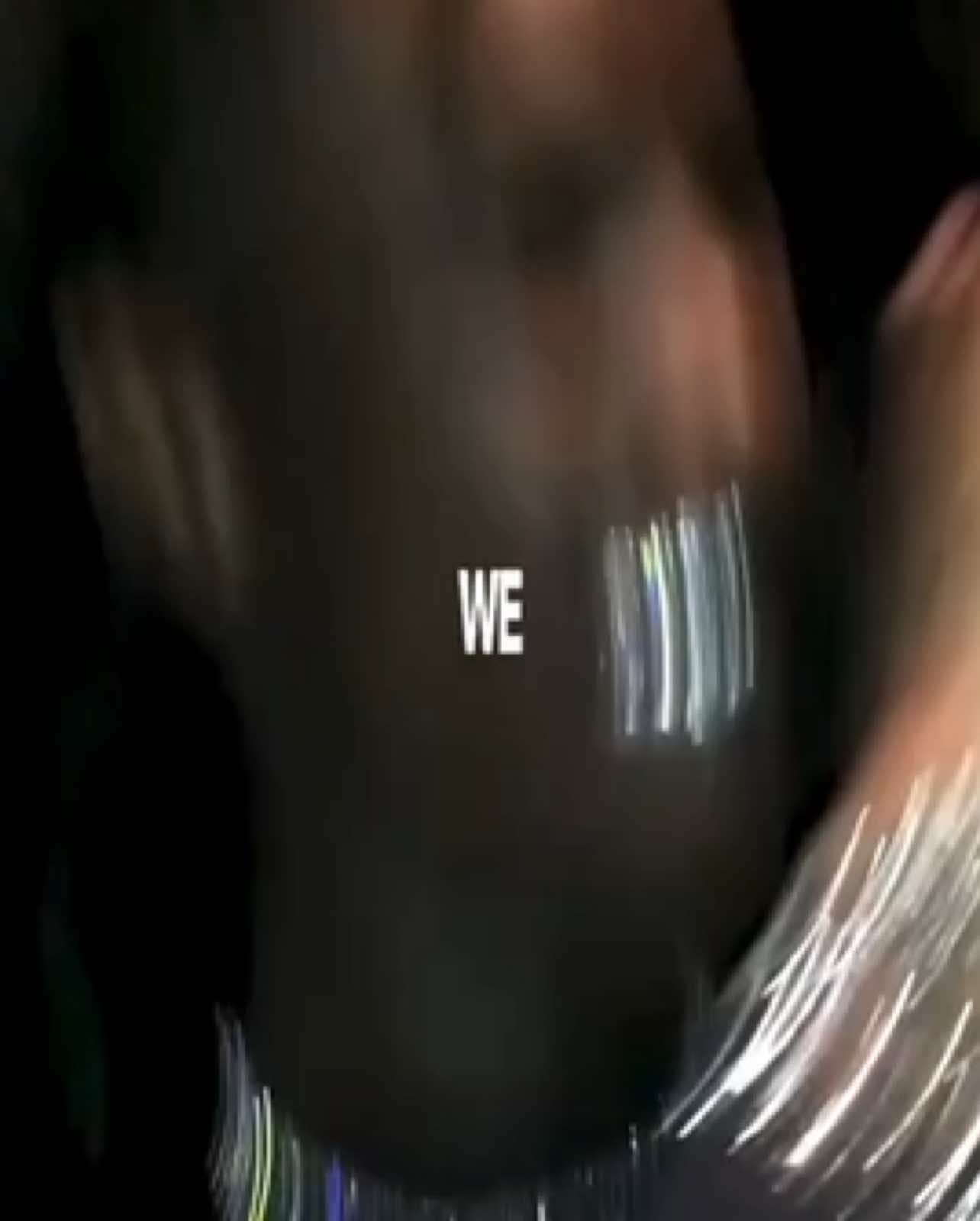 @⃟