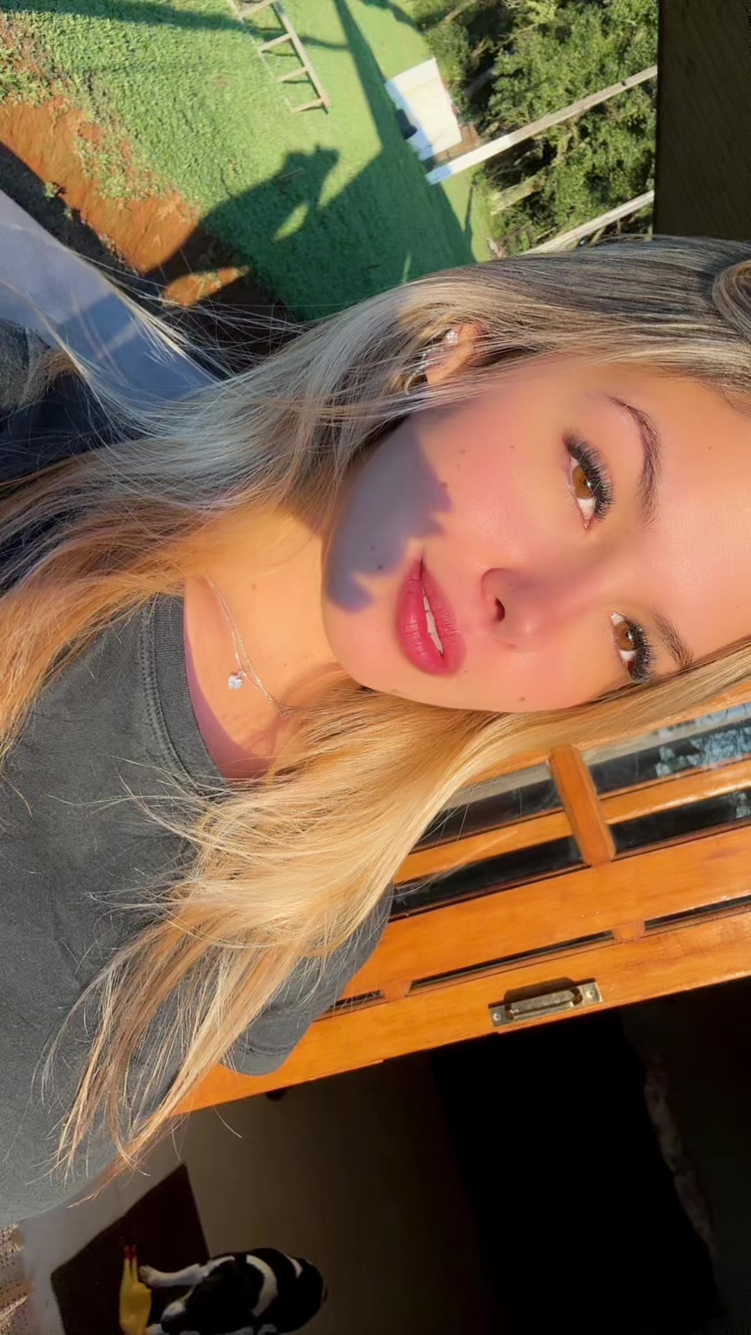 @Laura🪞