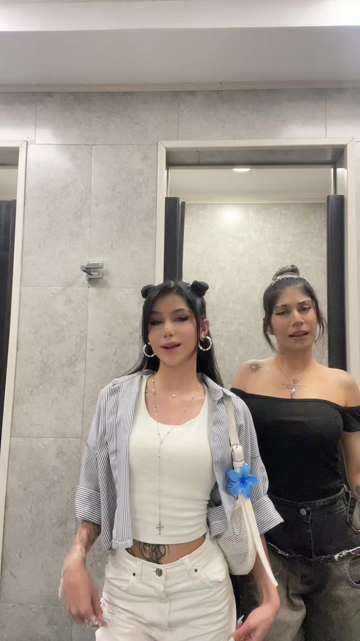 @🪽
