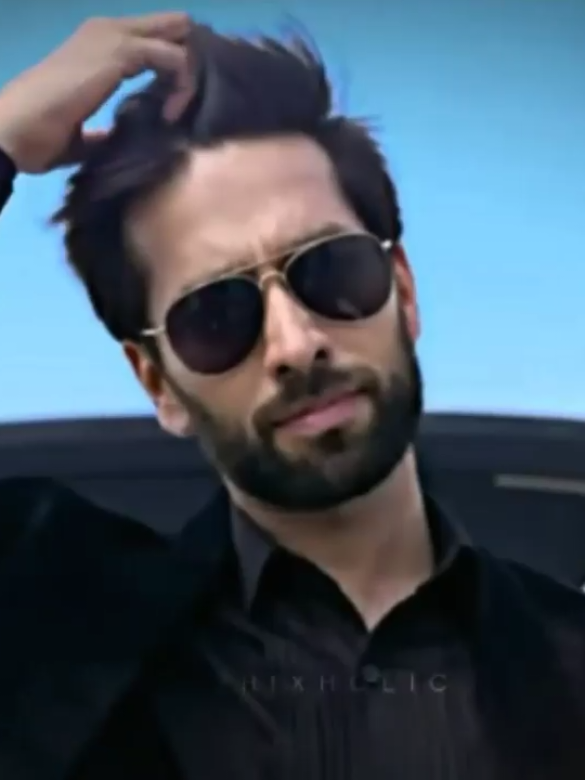 @Nakuul Mehta ⛎