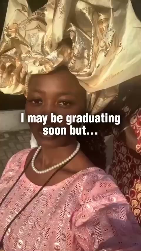 @Girl_on_locs
