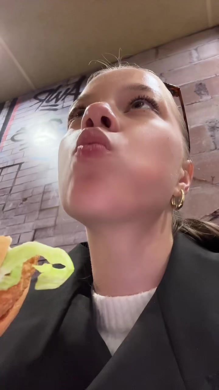 @машаблин