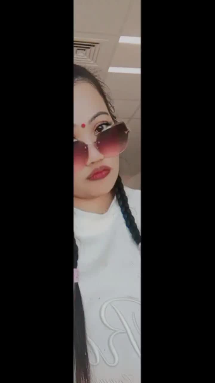 @❤ अनुष्मा भ्लोन ❤️