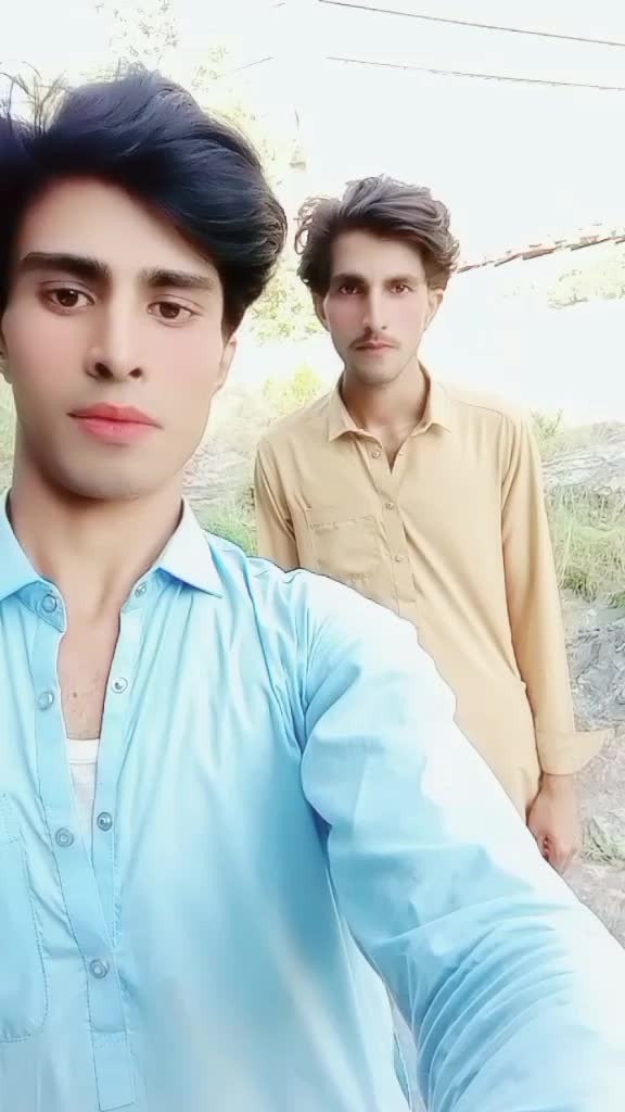 @M<(♥️)>R