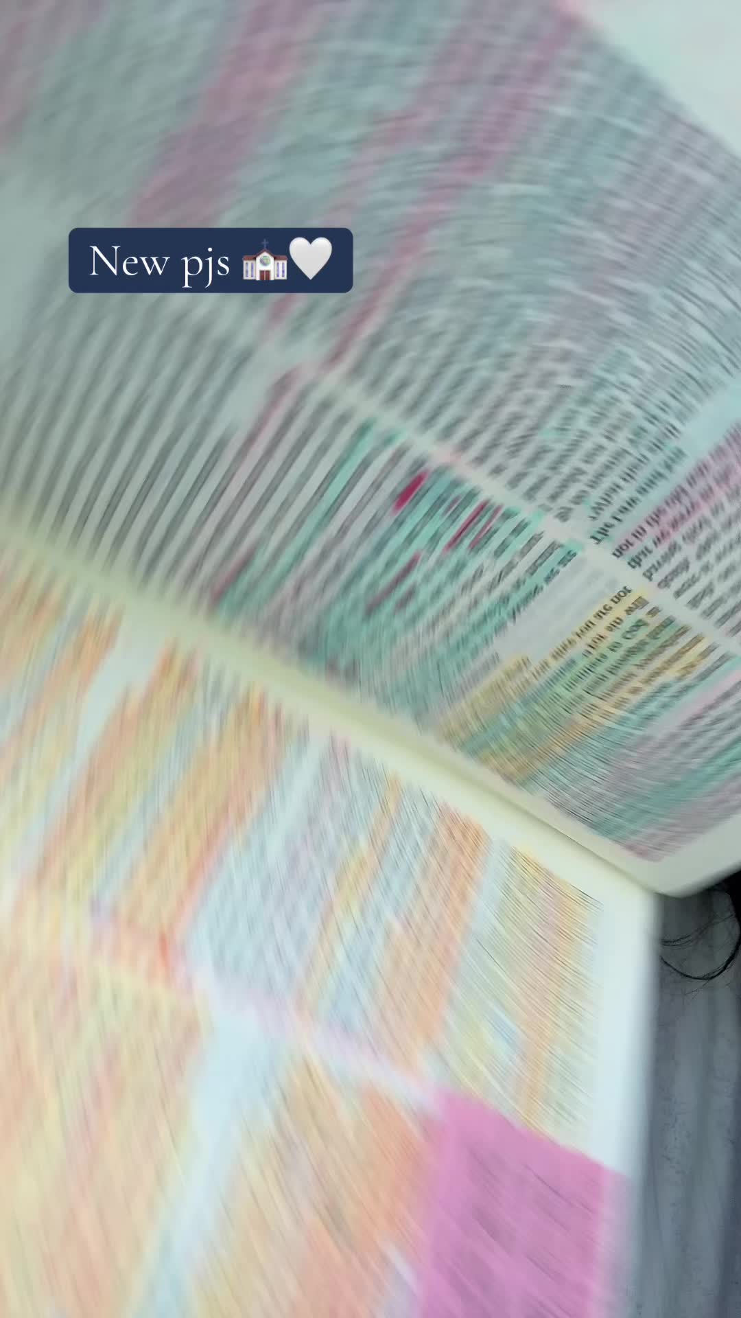 @ellabobella