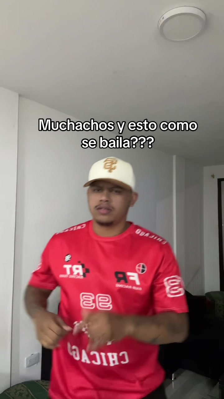 @ROBERTINO&bull;👻