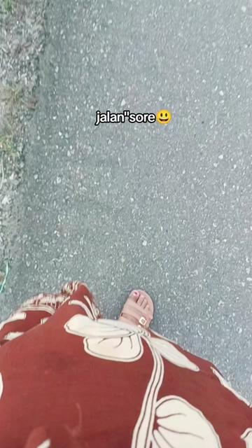 @Velina_