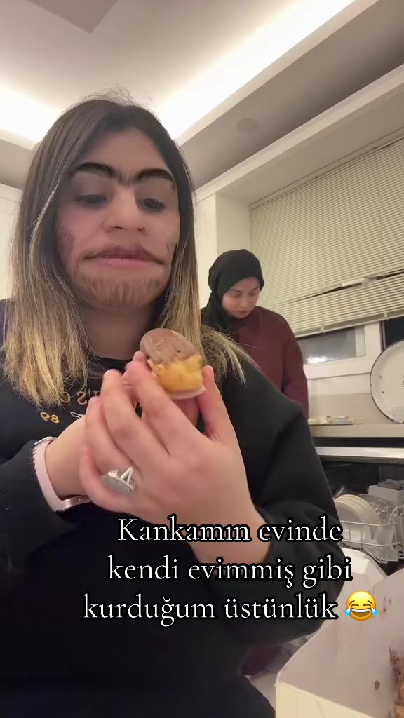 @Elif Kaya