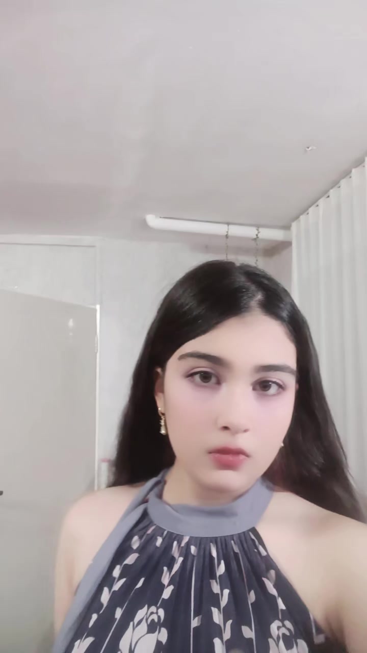 @𝐻𝑒𝓁𝒾𝒶 🐇💕