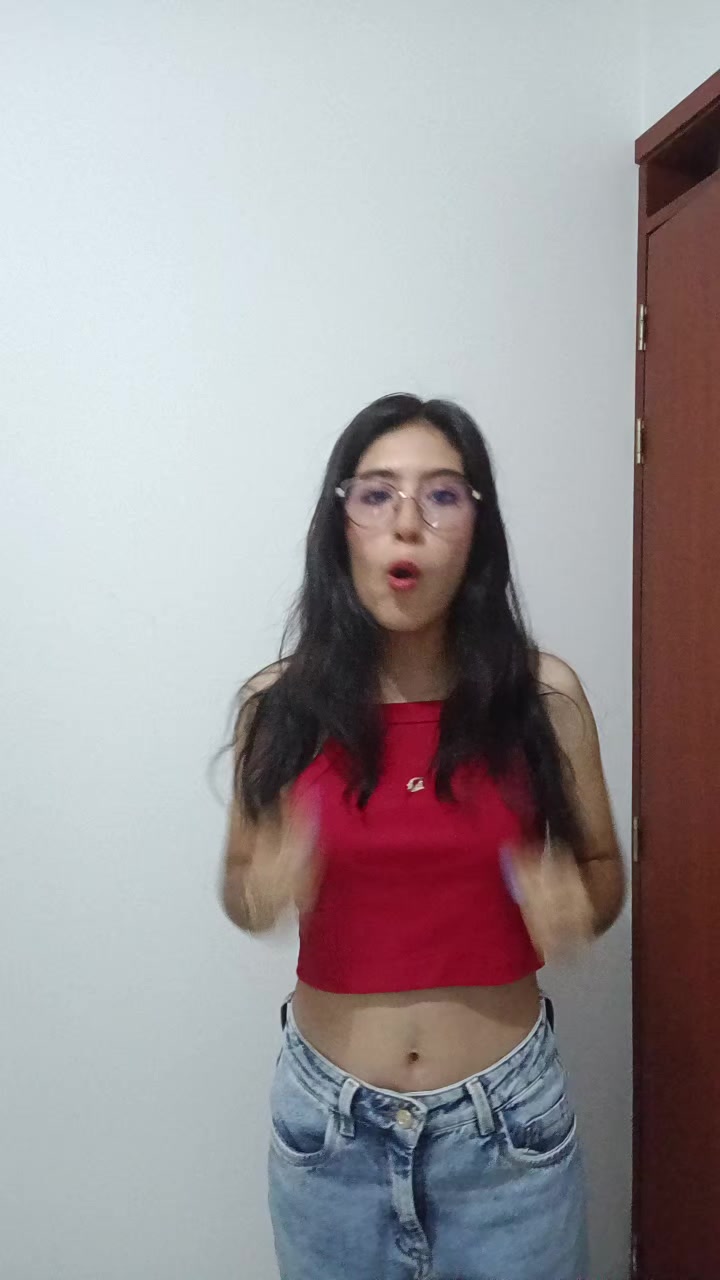 @moon_vibes023