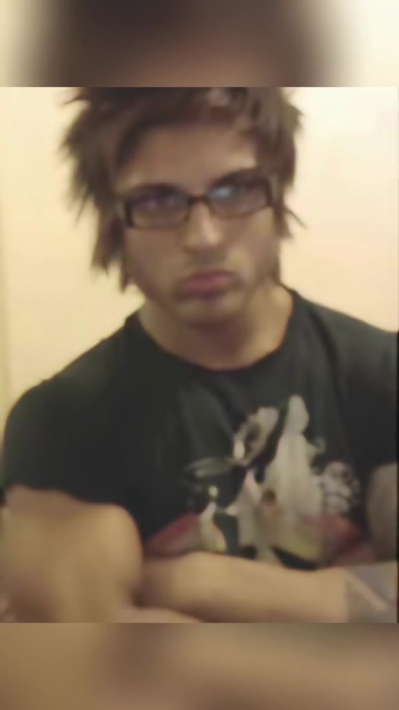 @Zyzz