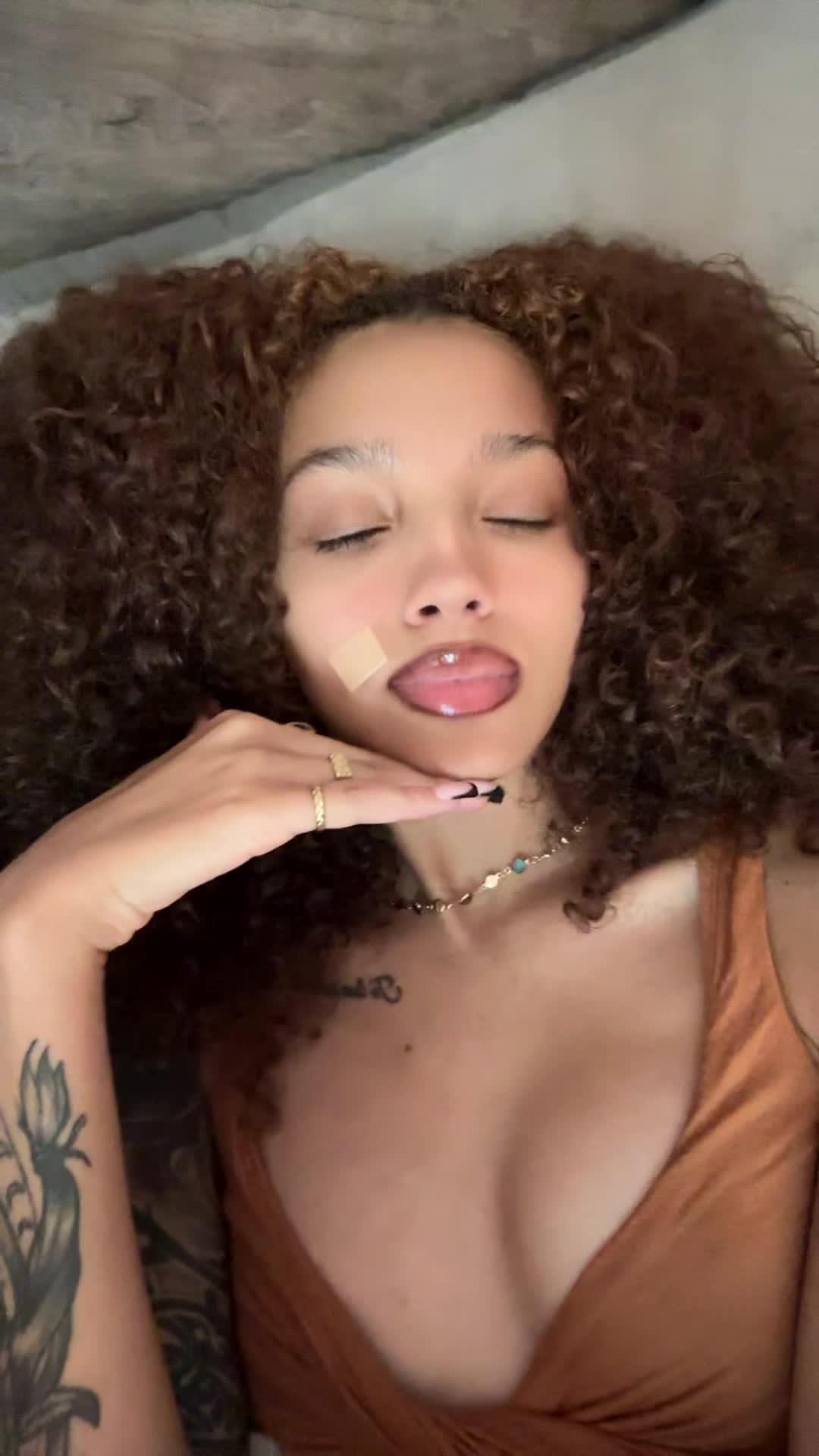 @Jas🫠