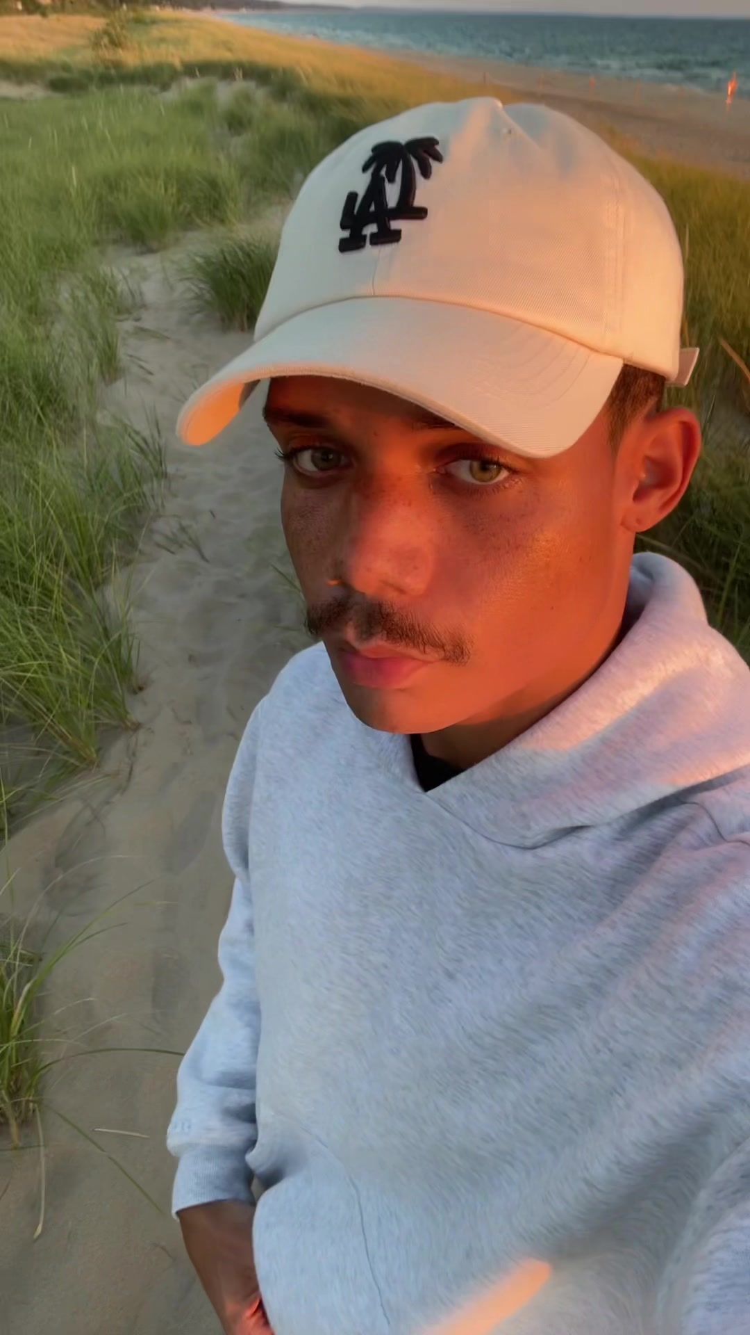 @j4d0n