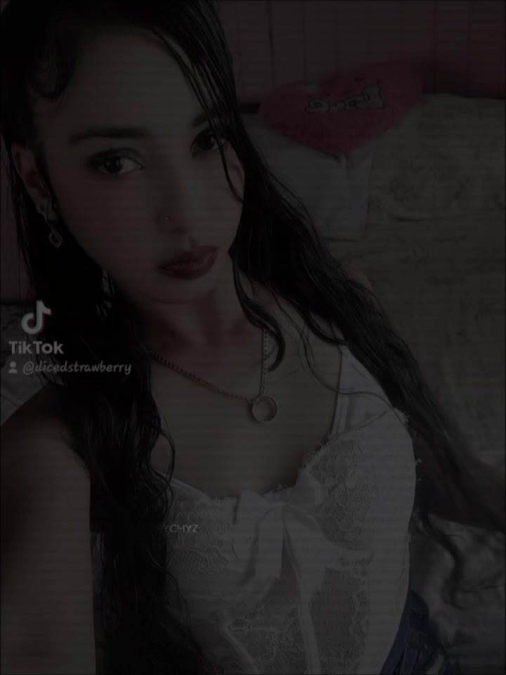 @🦋✨️Shivani✨️🦋