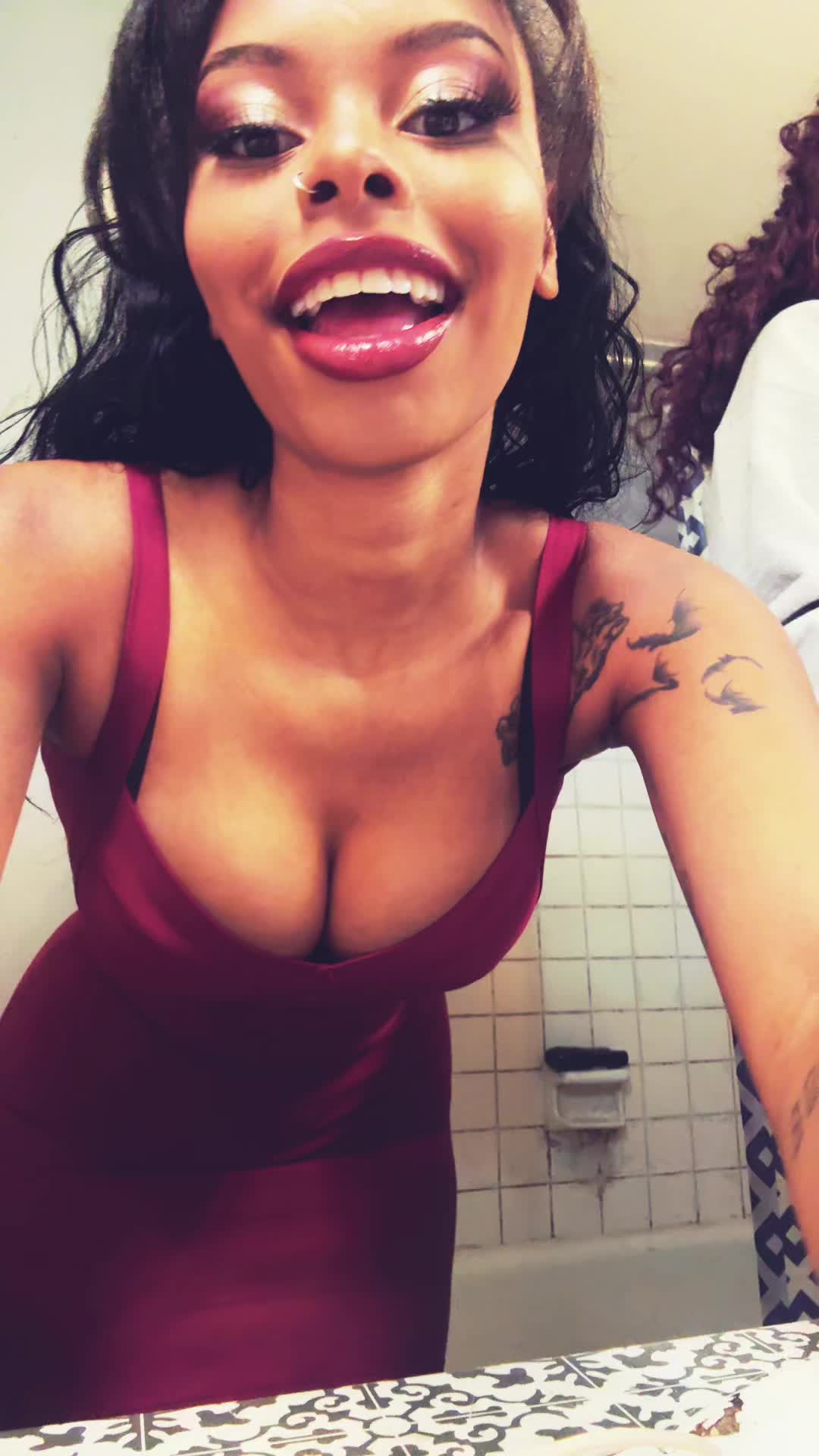 @Chocolate Brownie Baddie