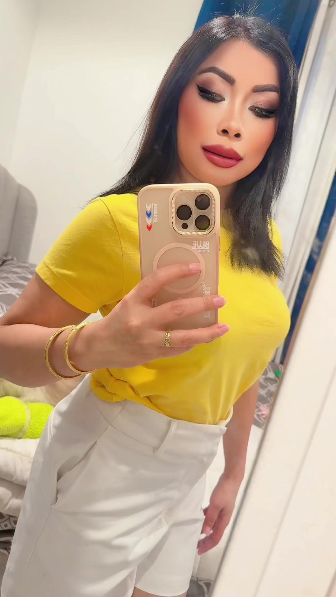 @Ms Hamburger 🍔💞💕💙🕊️🇮🇩