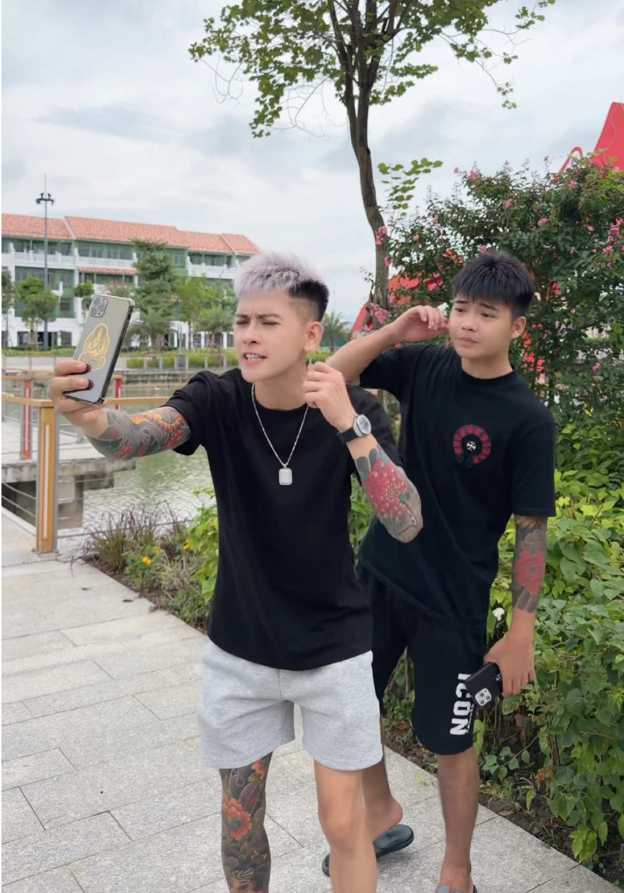 @Ki&ecirc;n Chổi ✅