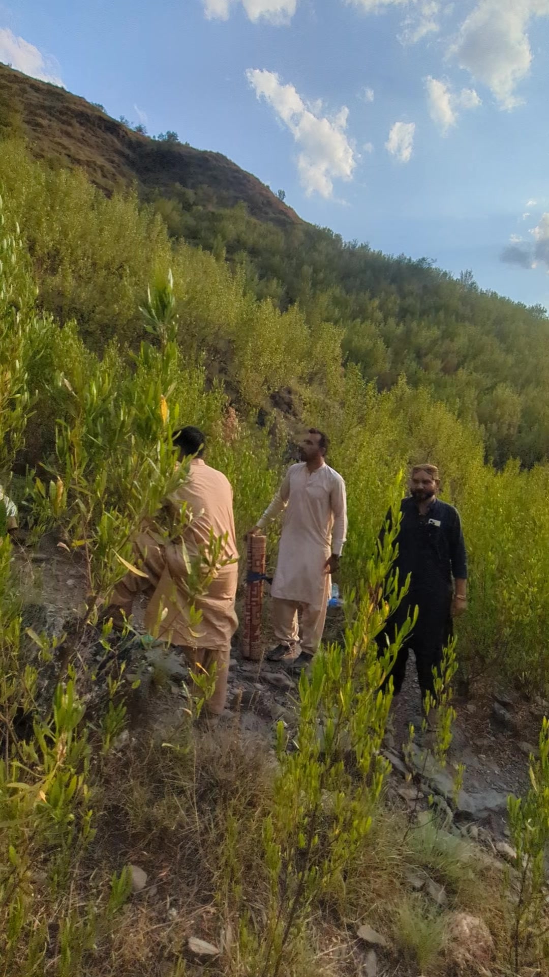 @🔥 ★ بـاغـی غـنـی ★🦅
