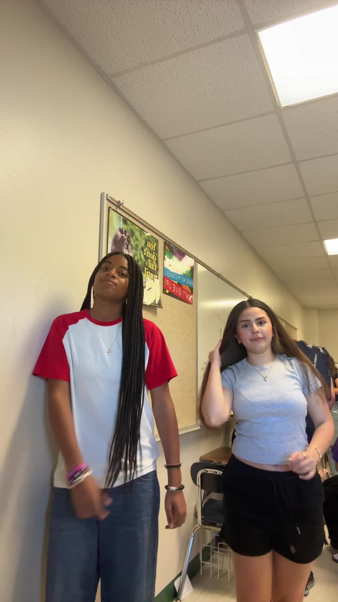 @🦥