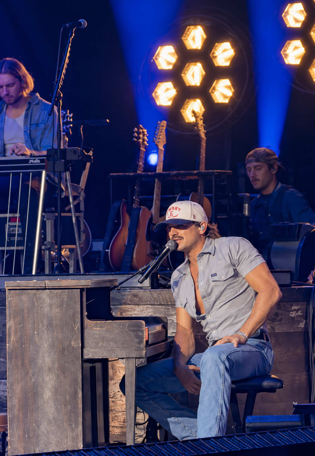 @Front Row Country