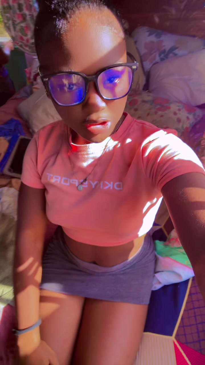 @1curvydeva🫶❤️&zwj;🔥👣