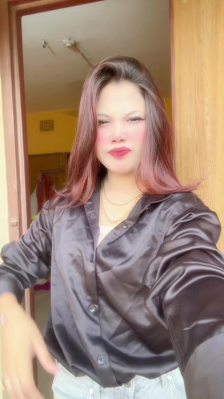 @R_I_T_U🍷💋