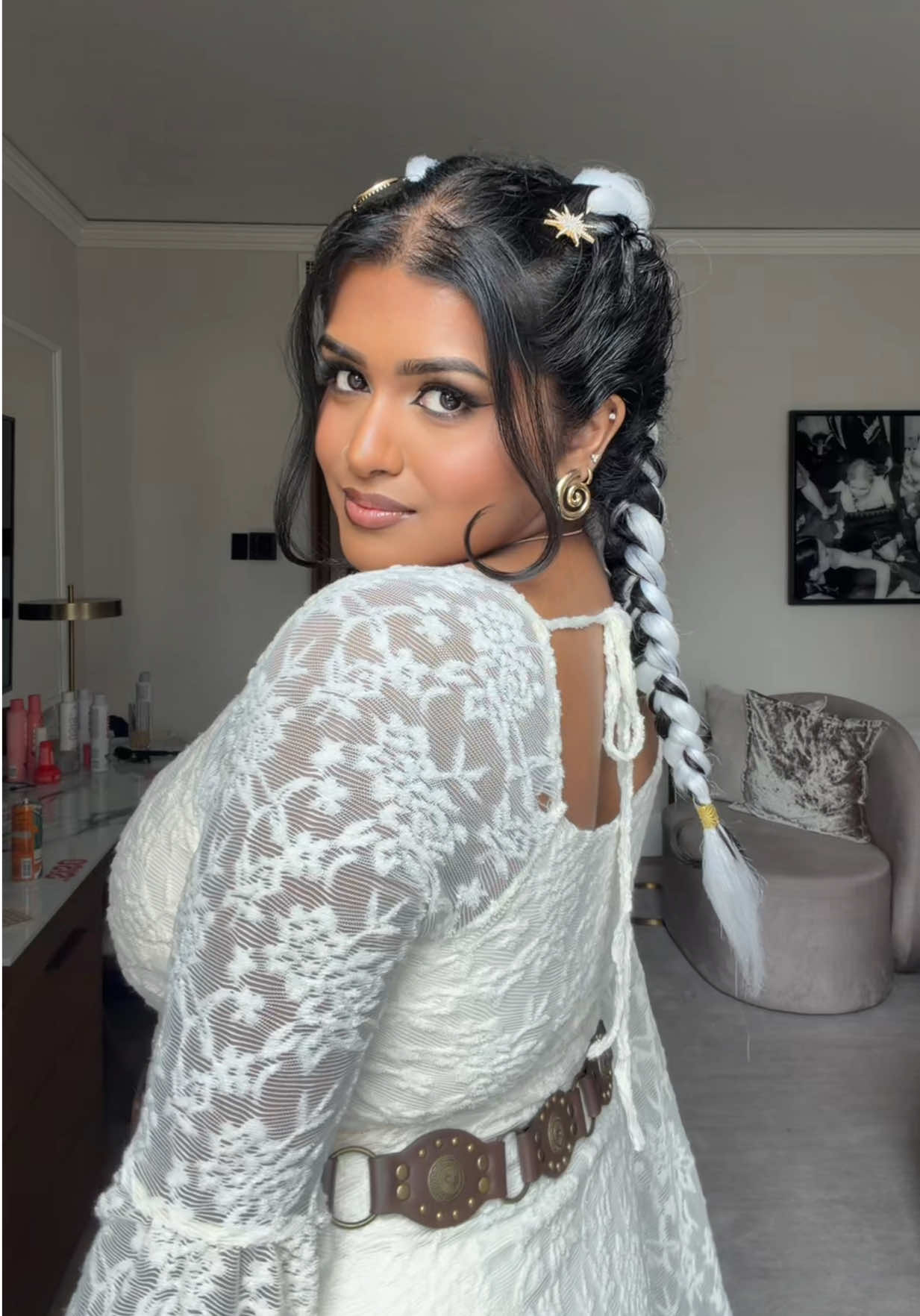 @Mathusha Thurai