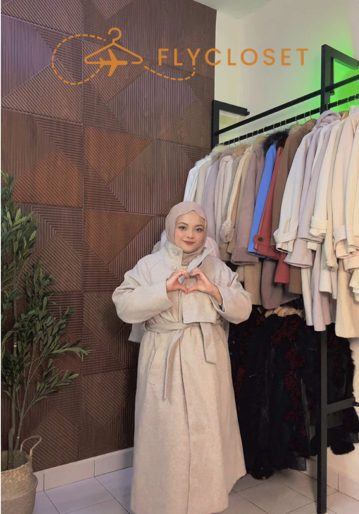 @MommyFlycloset