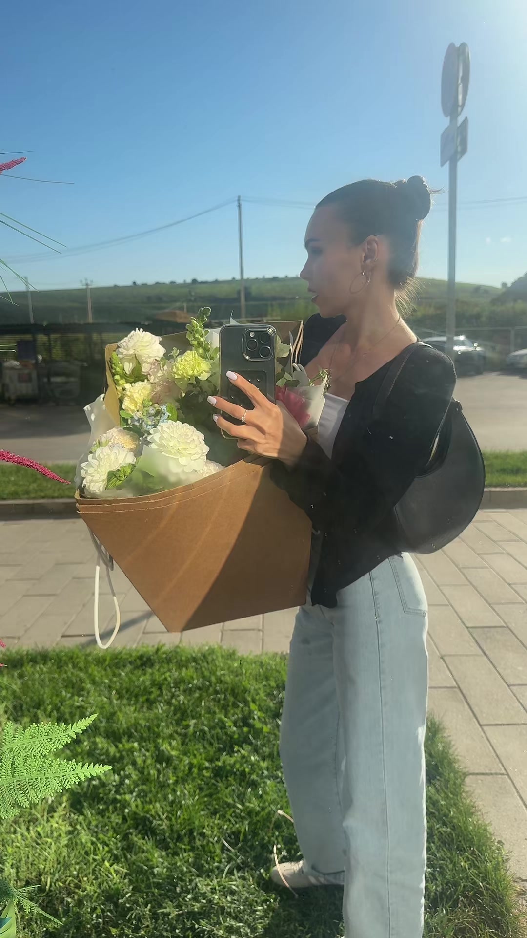 @Lara🦋