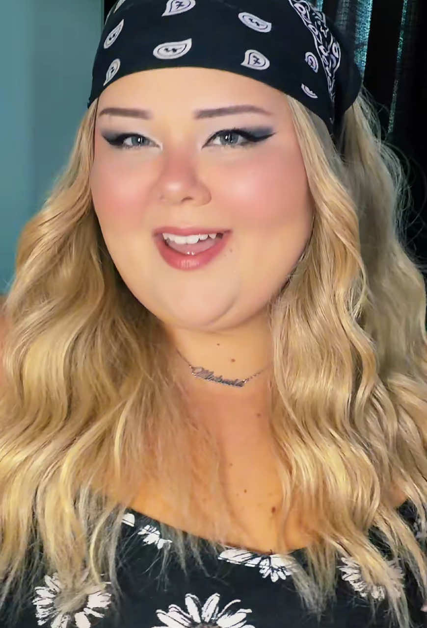 @Queensizebeauty ♡