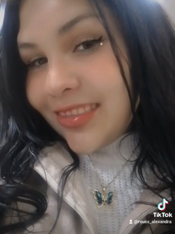 @🦋alexandra🦋
