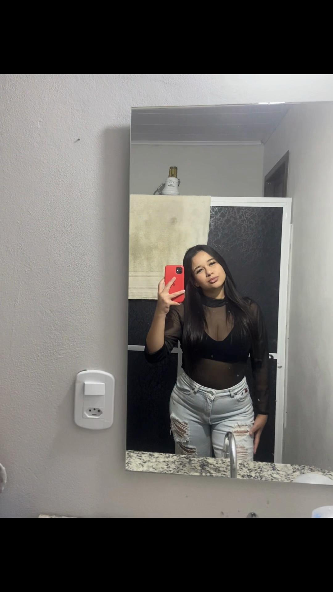 @Djulia_custodio
