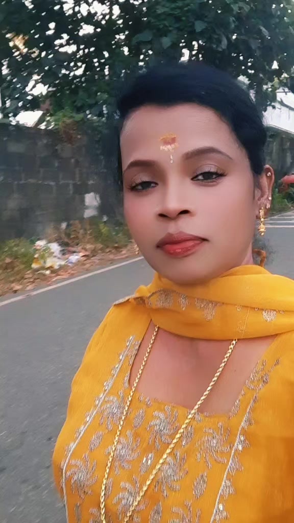 @🦋പൂമ്പാറ്റ 🦋