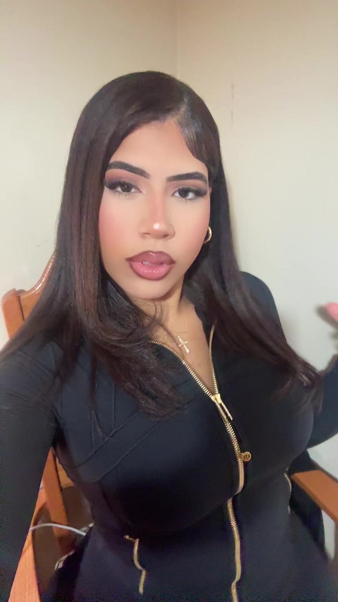 @E💕