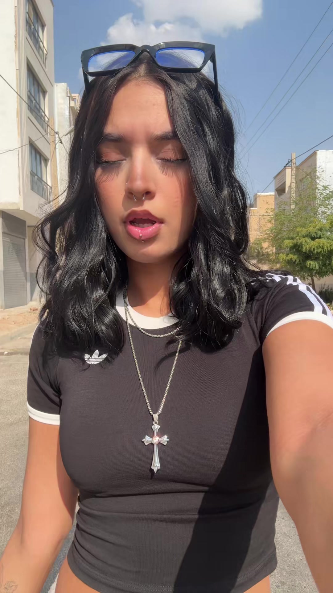 @Roxana Hosseini