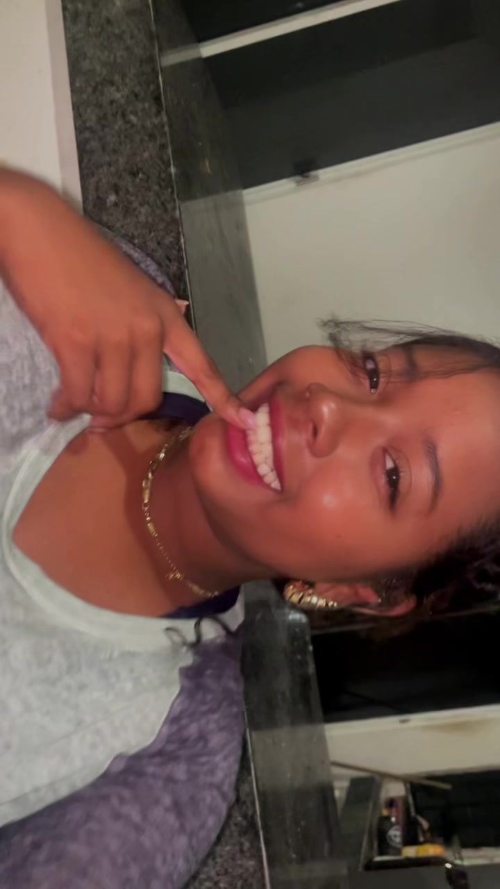 @Yisella