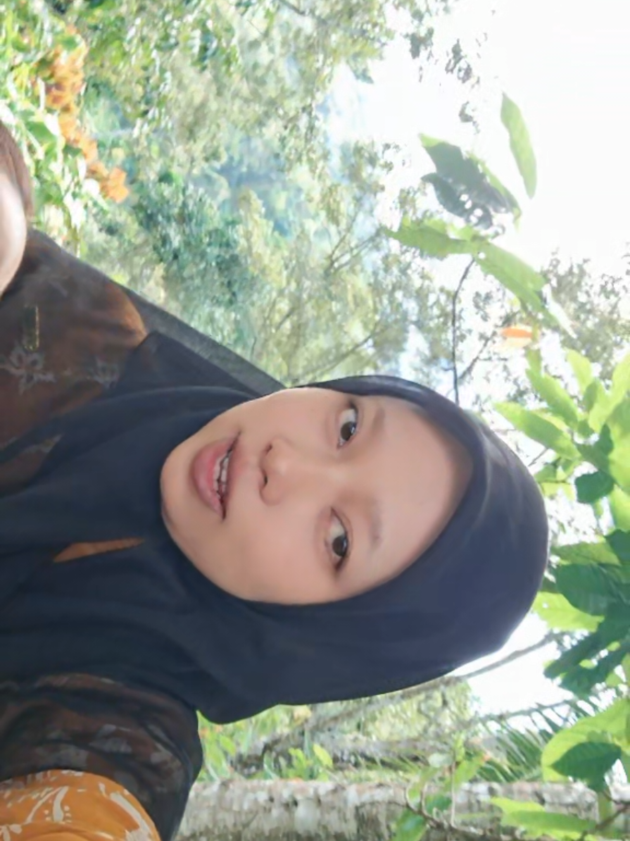 @VINTA SADER