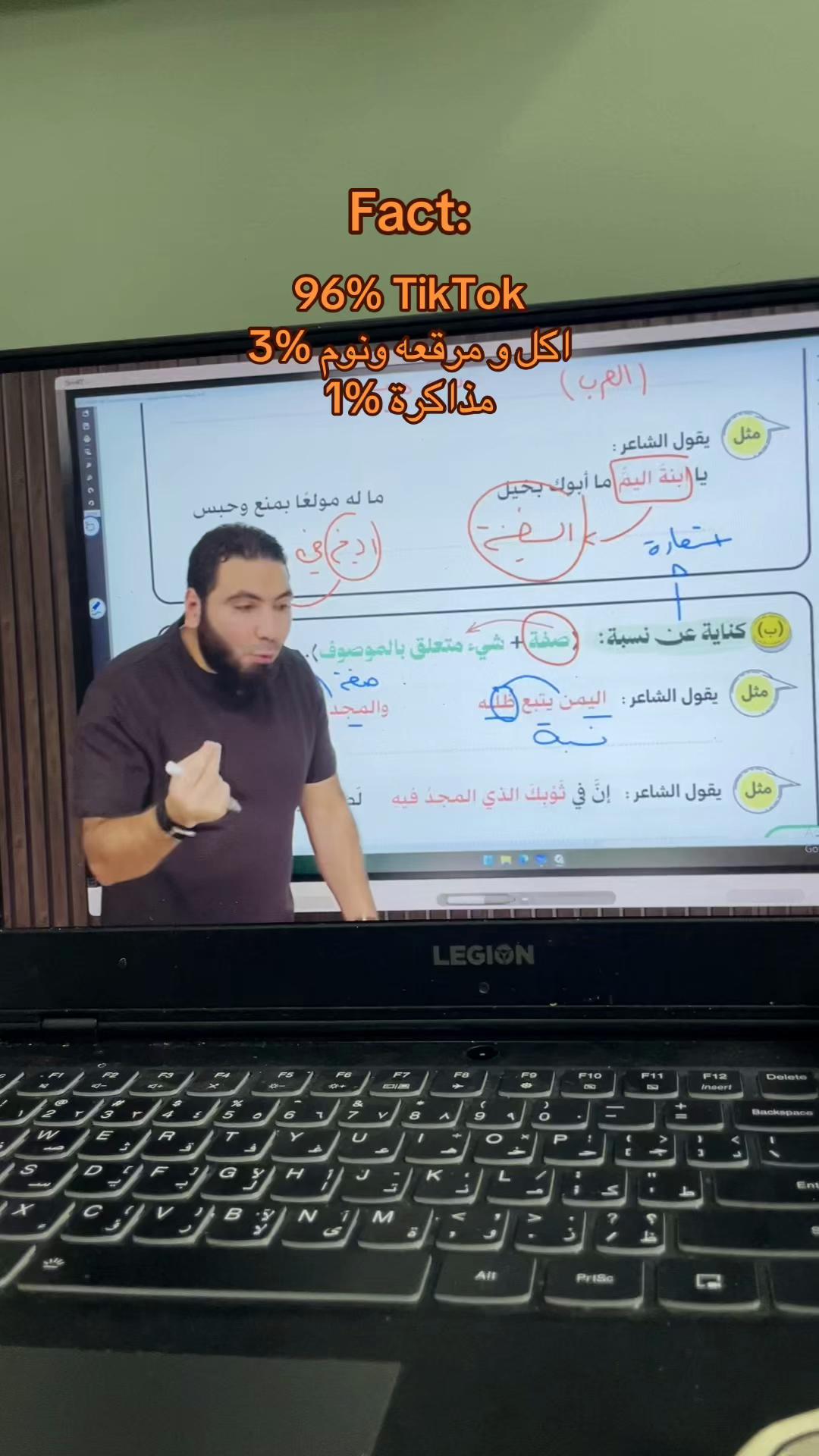 @محدش مهتم