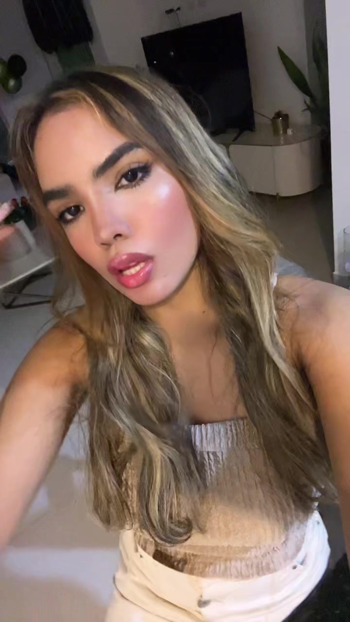 @whosisthissarah