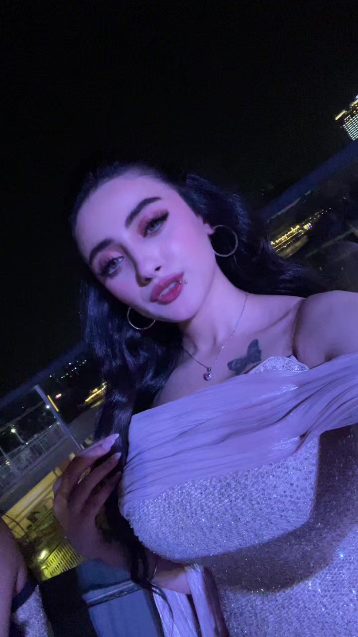 @roony