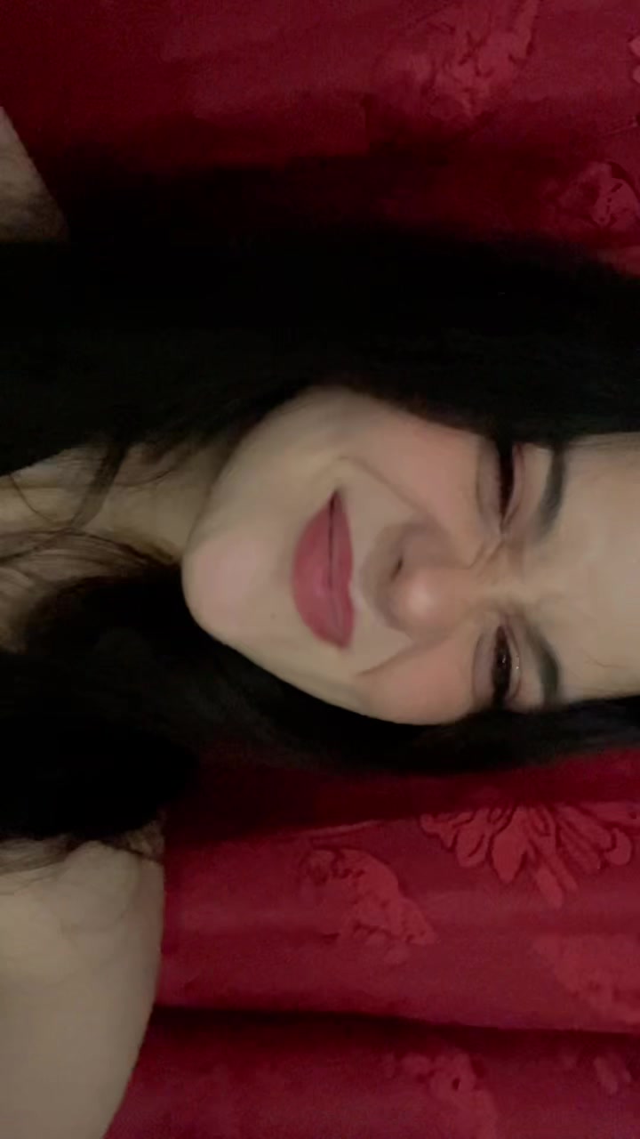 @Larita✨