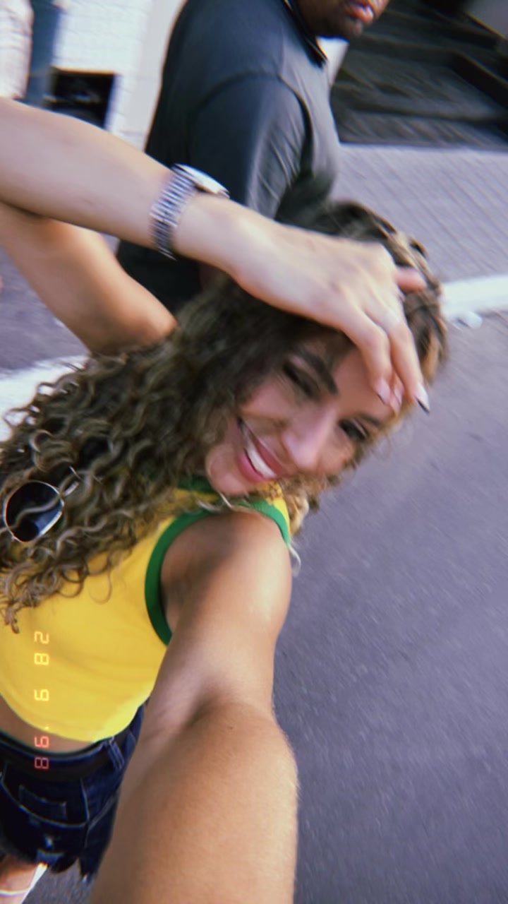 @Mirian Mello🎀