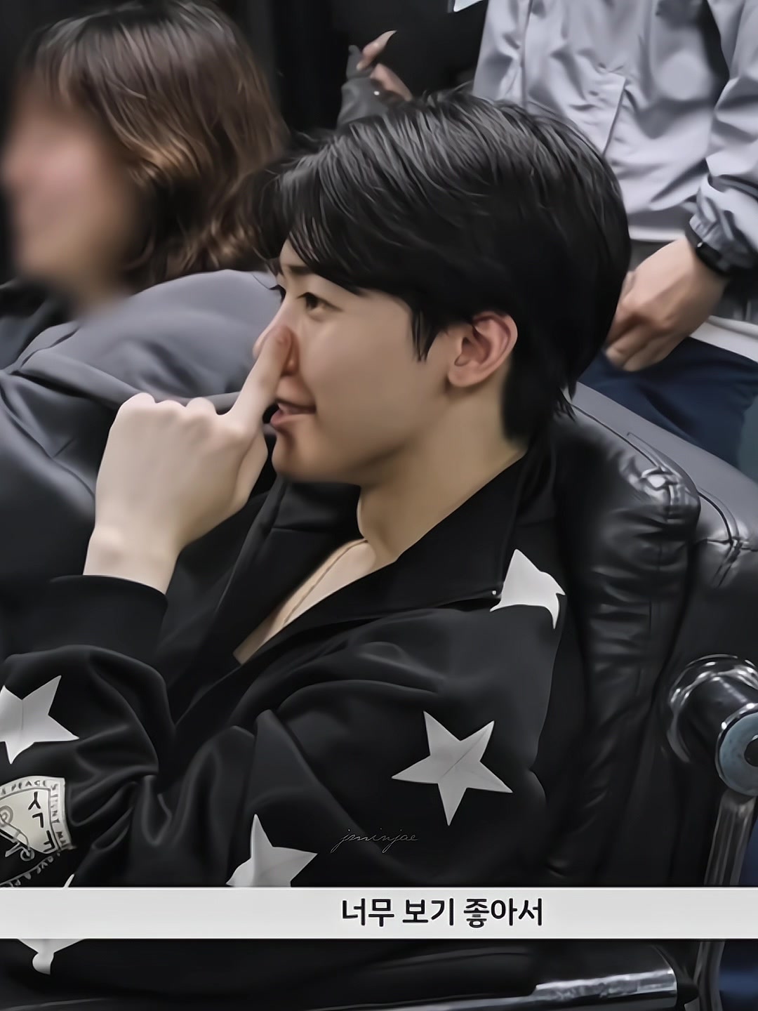@𝘈𝘯𝘢𝘴.