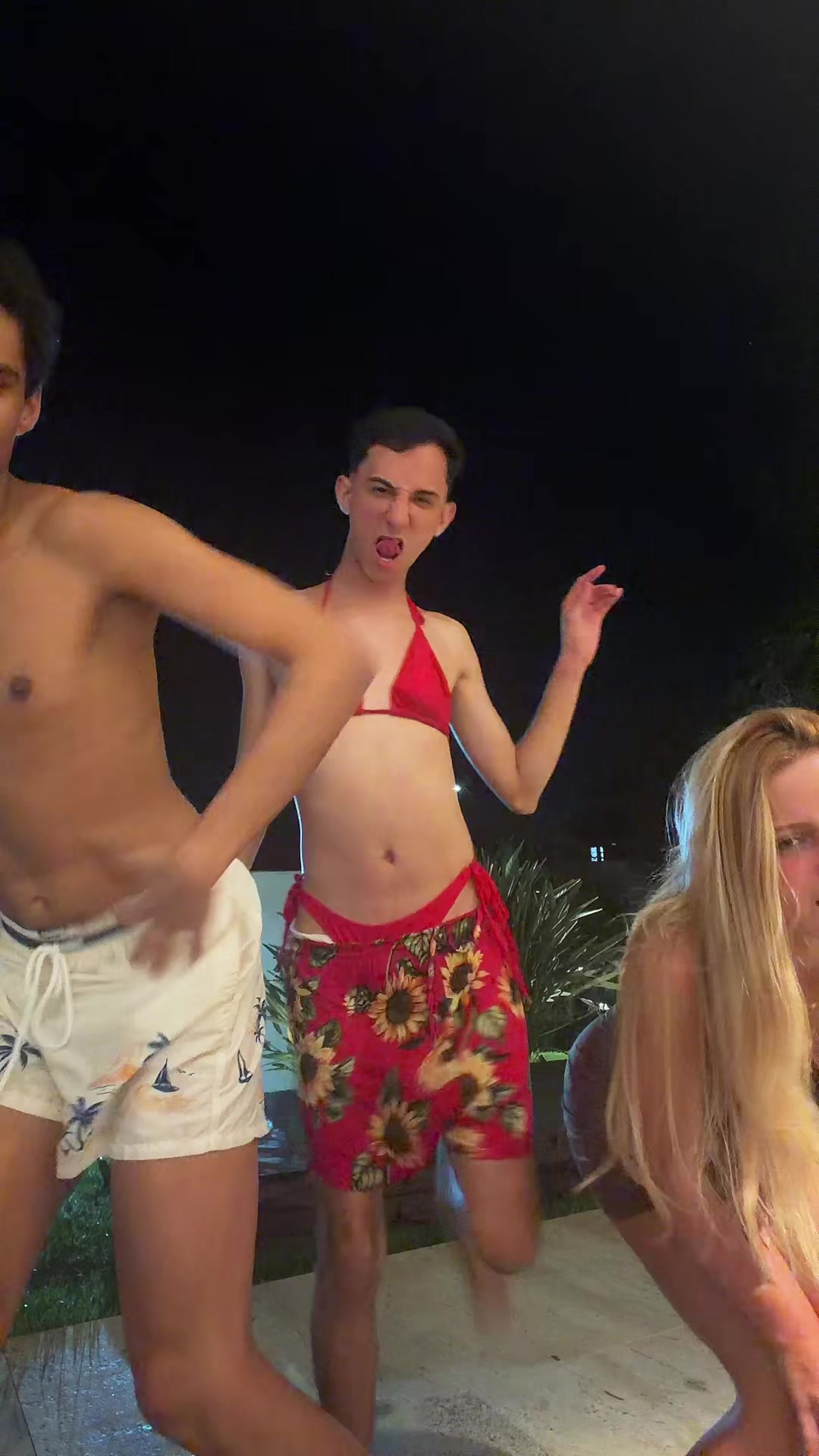 @tozetto