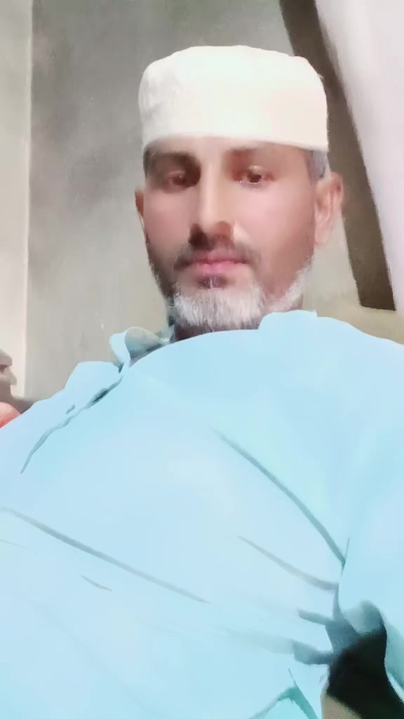 @غلام اكبر