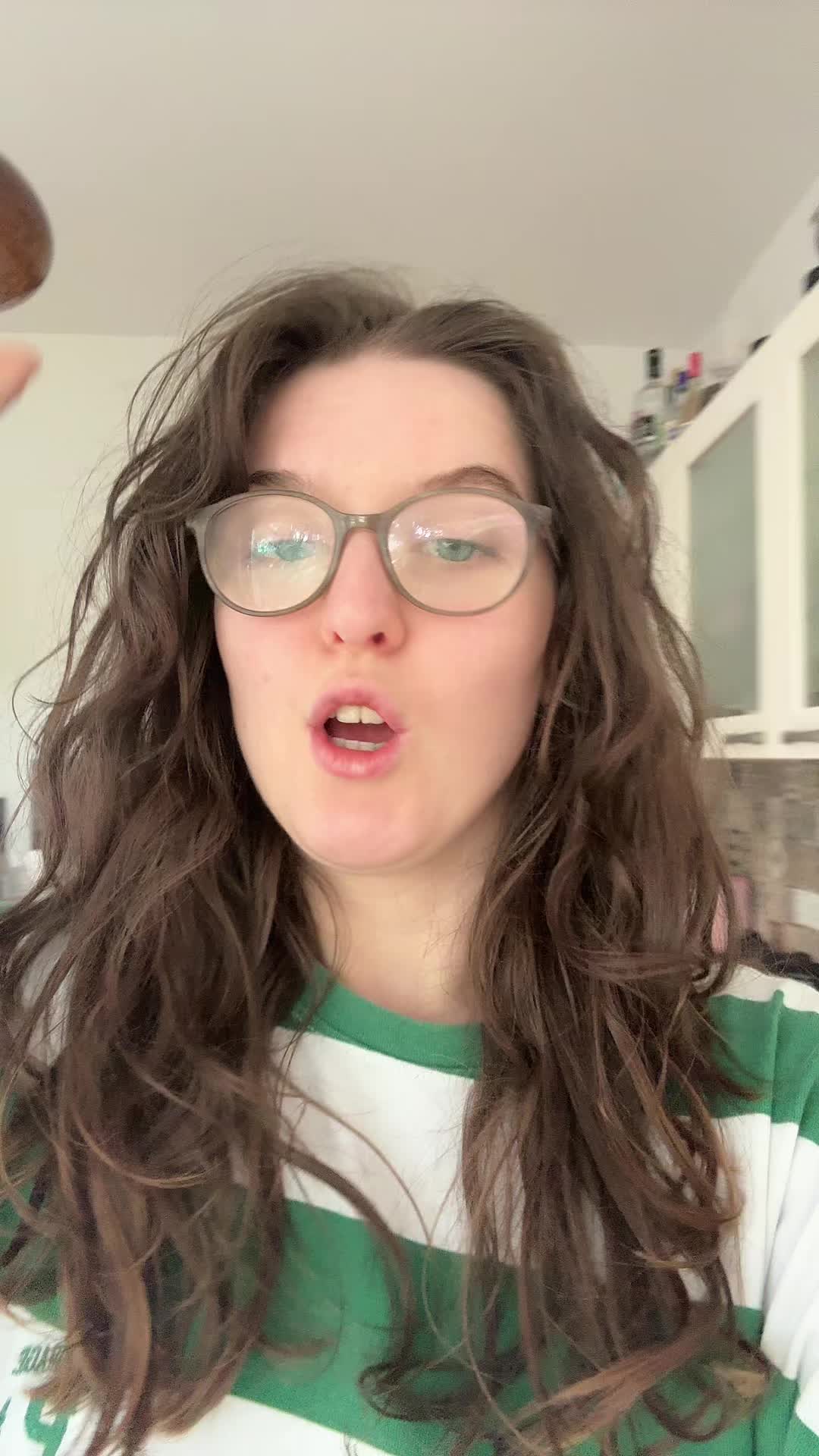 @Kira Angela 🩰